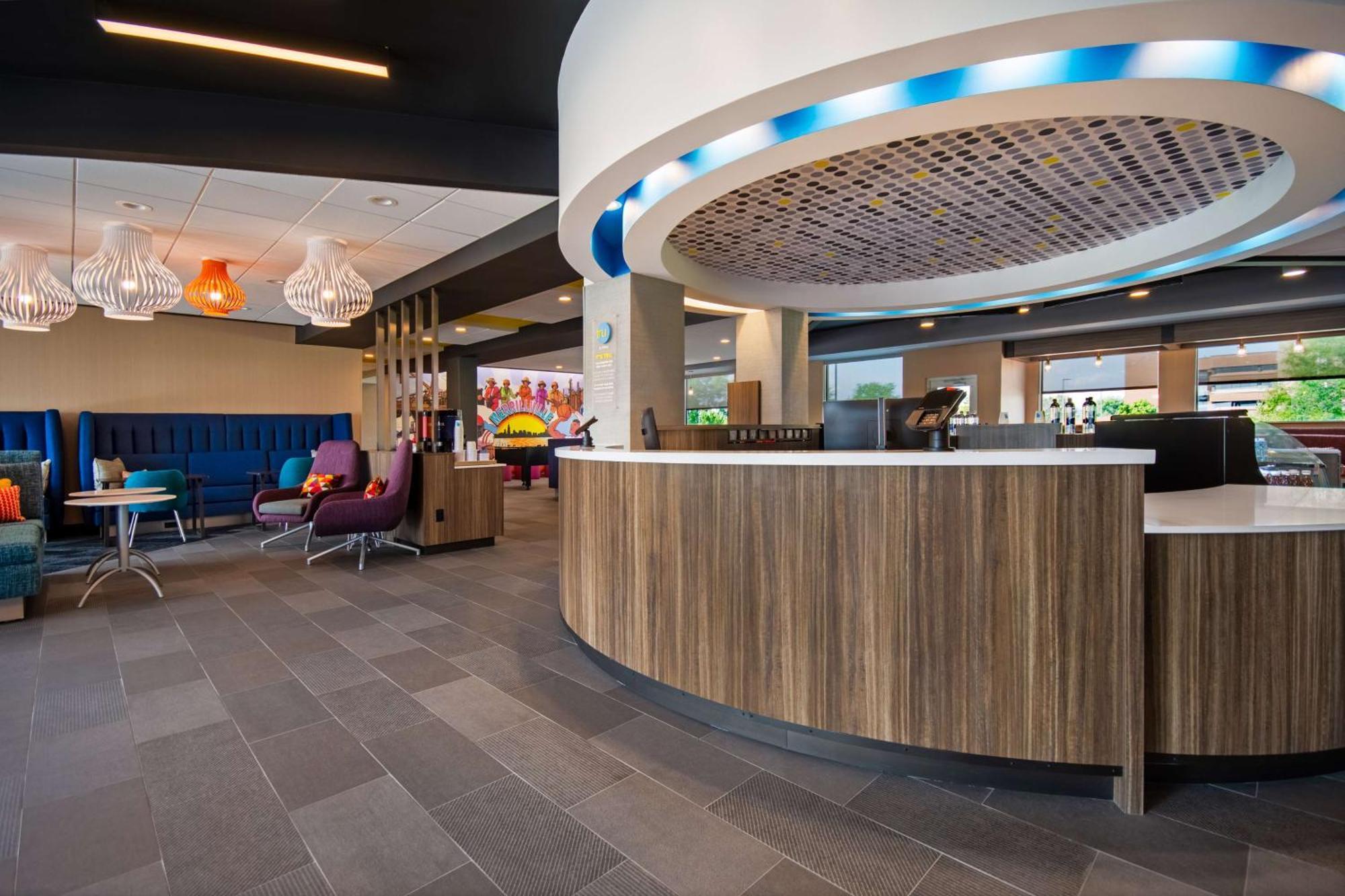 Tru By Hilton เมอร์ริลวิลล์ ภายนอก รูปภาพ